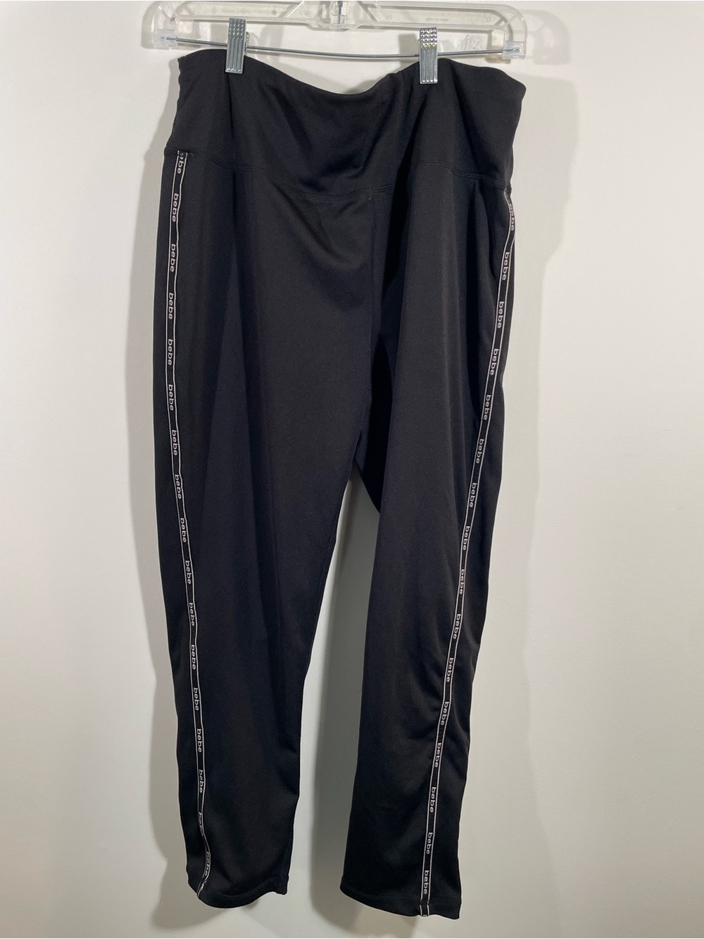 Bebe Sport active ankle pants with logo 2X